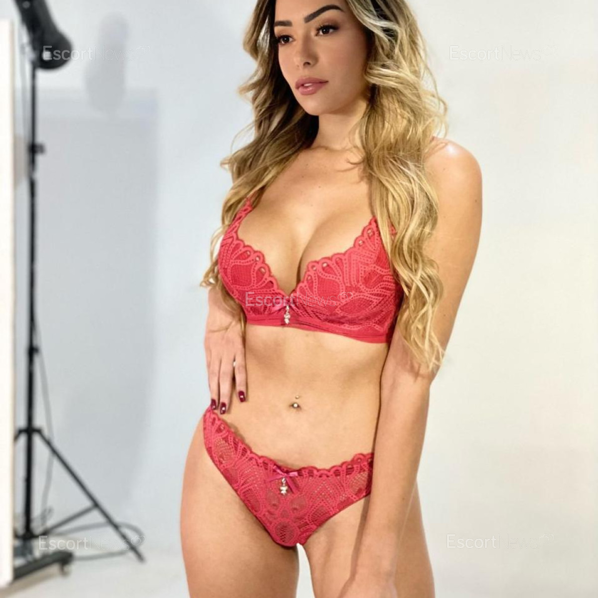 PAOLA VIP